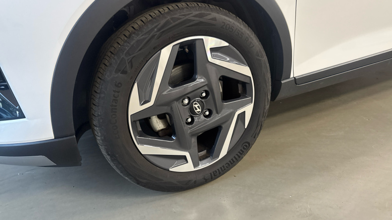 Hyundai BAYON 1.0 TGDi Premium 5dr Petrol Hatchback